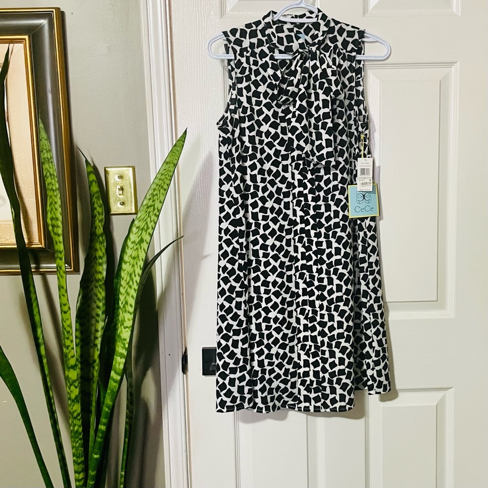 CeCe A-Line Shift Dress White w/Black Patterns with Tie Neck Brand New with Tags